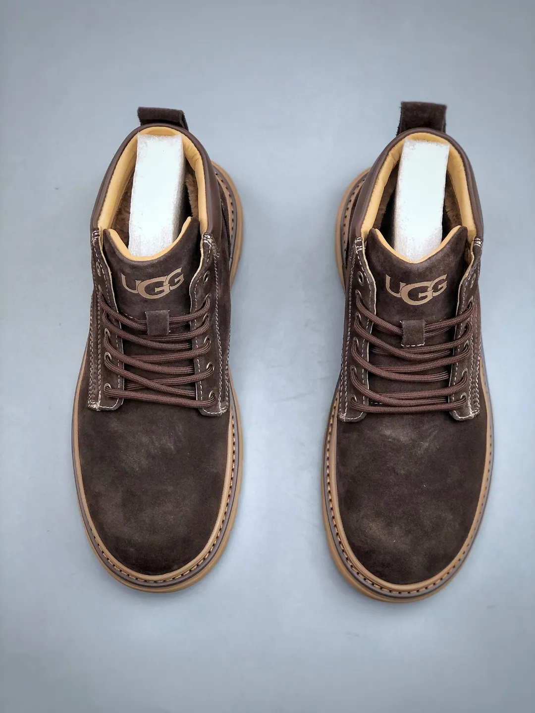 Local self-pickup💰560 supports store placement New goods🚀#UGG New products for autumn and winter (plush integrated lining🔥warm and heat-locking) must-haves for autumn and winter Outdoor mid-top casual Martin boots snow boots series Guangdong factory quality Autumn and winter new styles Fashion trend matching Fabrics are imported from Italy frosted cowhide All shoes are made of genuine cowhide materials from outsole to hardware are made from OEM raw materials Good products do not kill pigs The quality of the first order is strictly controlled A full set of official website unified packaging. This year’s winter cold-proof outdoor products are a must-have for daily casual matching for sportsmen‼ American affordable luxury brand [UGG] Tasman Weather Hybrid Tasman hybrid series mid-top lightweight casual Martin boots "Size: 38-44 (one size larger than sports shoes)